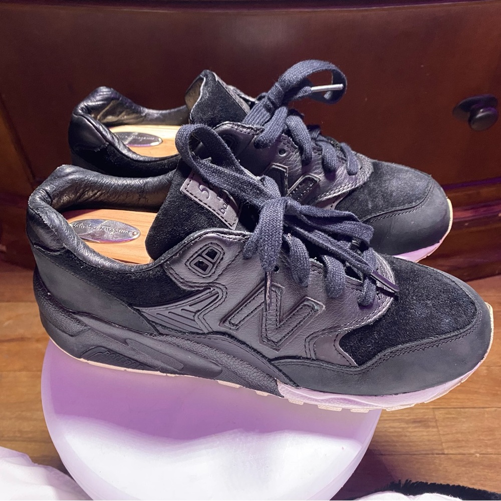 New balance X Wings & Horns 580 size 7.5 RARE